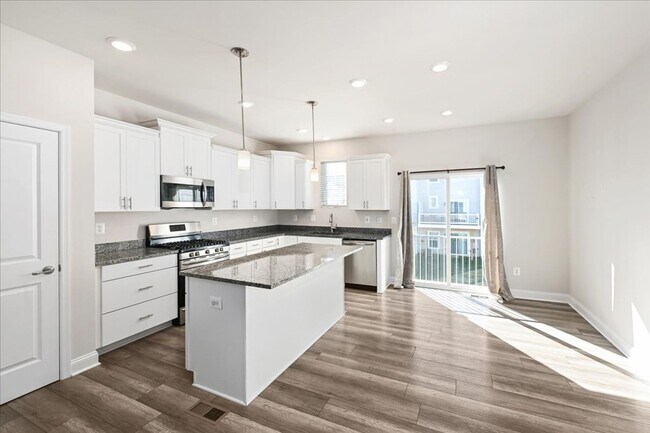 Foto del edificio - Attractive Townhouse in Plantation Lakes (...