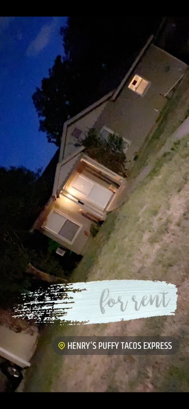 Building Photo - 326 Marquette Dr