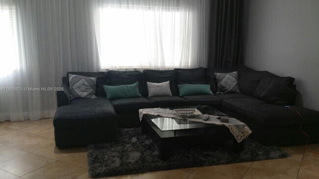 Foto del edificio - 2727 Treasure Cove Cir