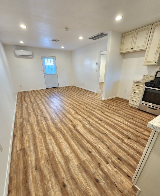 Open area kitchen and Living Room - 7762 Lurline Ave