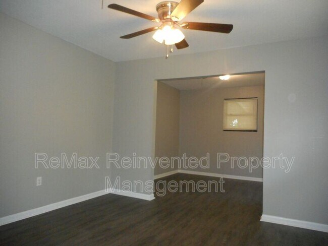 Building Photo - 3608 Kinglet Ct