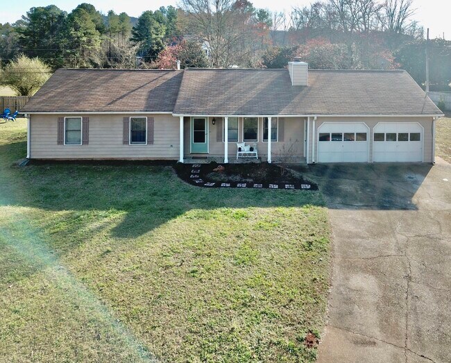 Foto del edificio - 201 Deerchase Dr