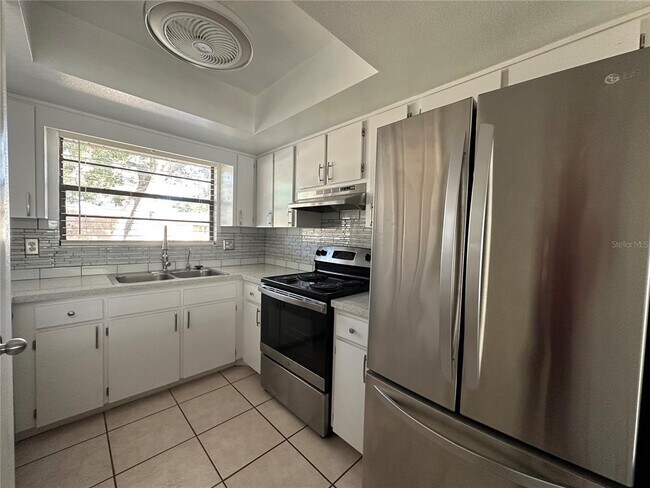 Foto del edificio - 6104 Topher Trail