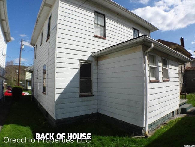 Building Photo - 3613 Orchard St