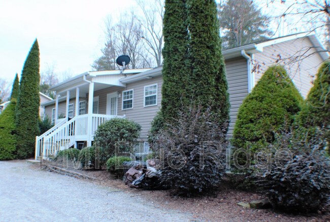 Foto del edificio - 1416 Highland Ave