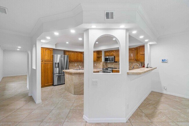 Foto del edificio - 4323 Redding Rd