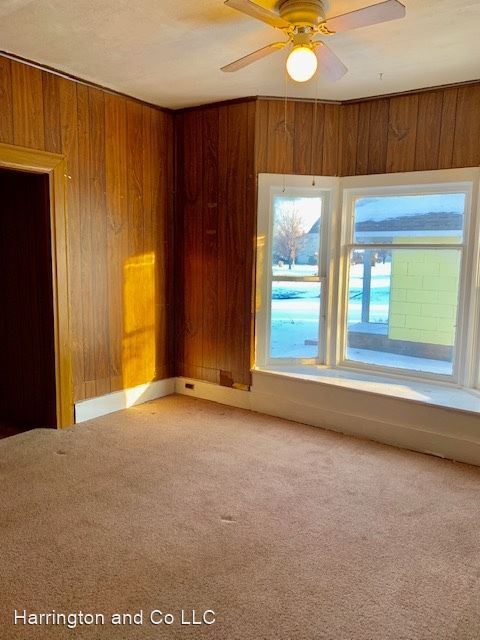 Foto del edificio - 1 br, 1 bath House - 213 Pine St