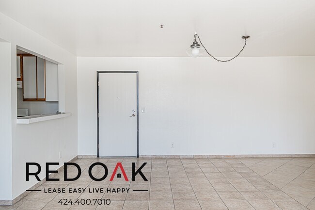 Foto del edificio - 5541 Fulcher Ave
