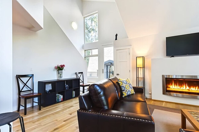 Building Photo - 32 Michaels Rd