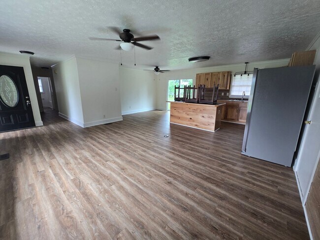 Foto del edificio - 4801 Fellows Ct