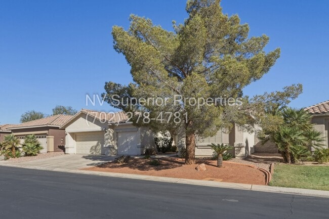 Building Photo - SE!! 4 Bedrooms!! Single Story!!! 3 Car Garage!!! Gated!! Water Conditioner!! All Appliances!!! F...