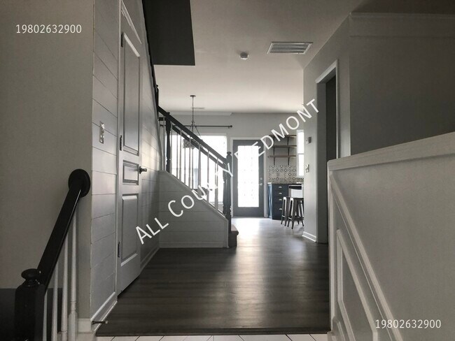 Foto del edificio - 672 6th Baxter Crossing