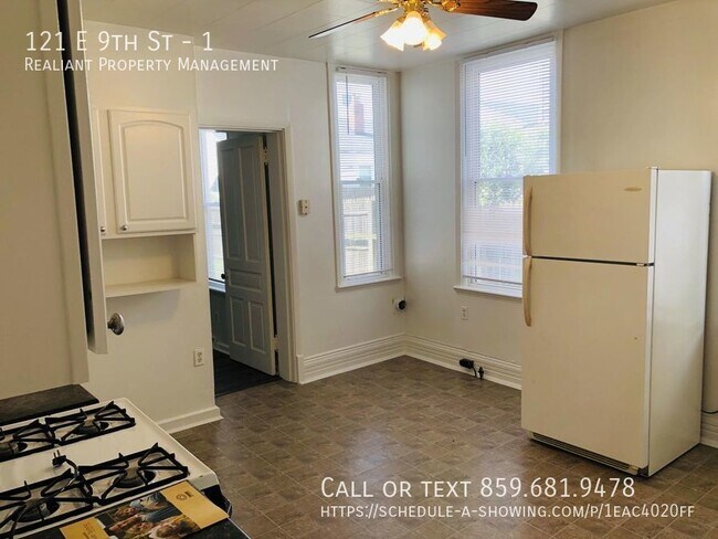 Foto del edificio - 121 E 9th St