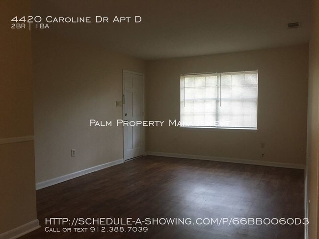 Foto del edificio - 4420 Caroline Dr