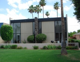 Primary Photo - 1123 E Maryland Ave
