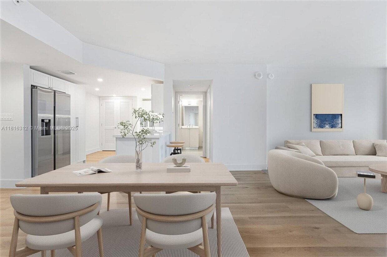 Foto principal - 555 NE 34th St