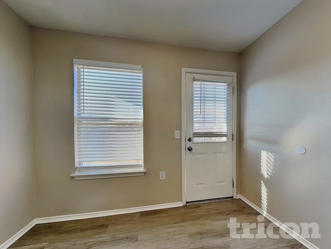 Building Photo - 12529 Sky Harbor Dr