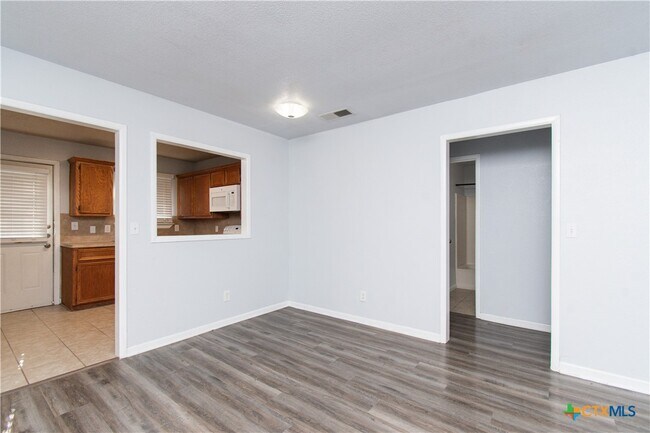 Foto del edificio - 1610 Indian Trail