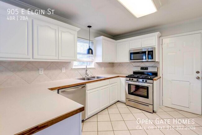 Foto del edificio - 905 E Elgin St