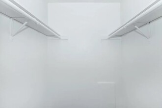 Building Photo - 4400 Memorial Dr