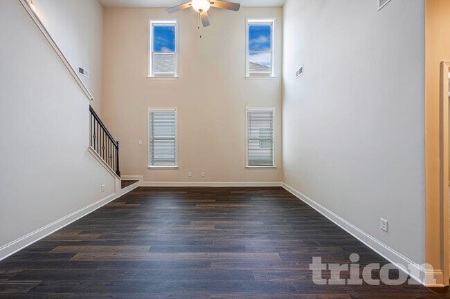 Foto del edificio - 317 Oxbow St