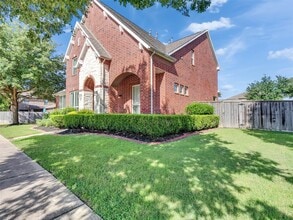 Building Photo - 5342 Tyler Park Ln