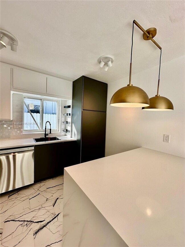 Photo - 3 bedroom in Hallandale FL 33009 House