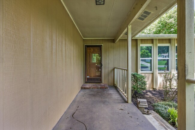 Foto del edificio - 1321 Wilton Ln
