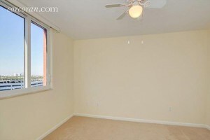 Building Photo - 1551 N Flagler Dr