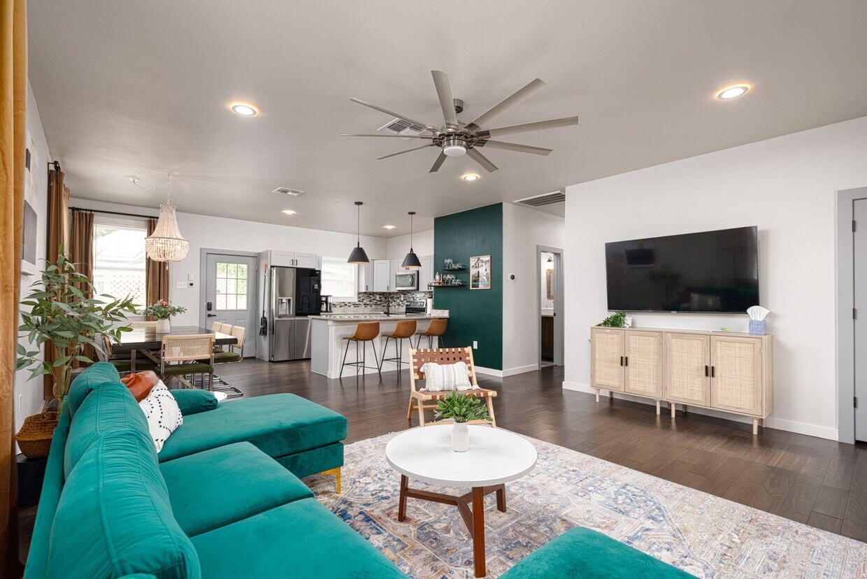 Foto principal - 419 N Hackberry St