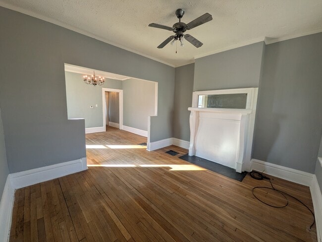 Foto del edificio - 1005 Oakwood Ave