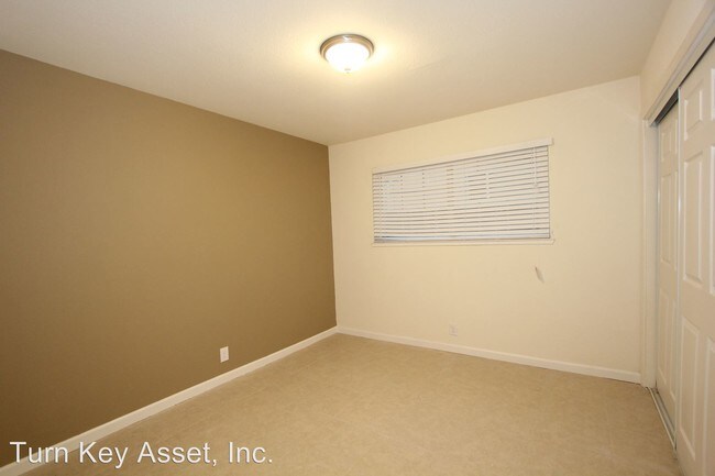 Foto del edificio - 628 E Jackson St