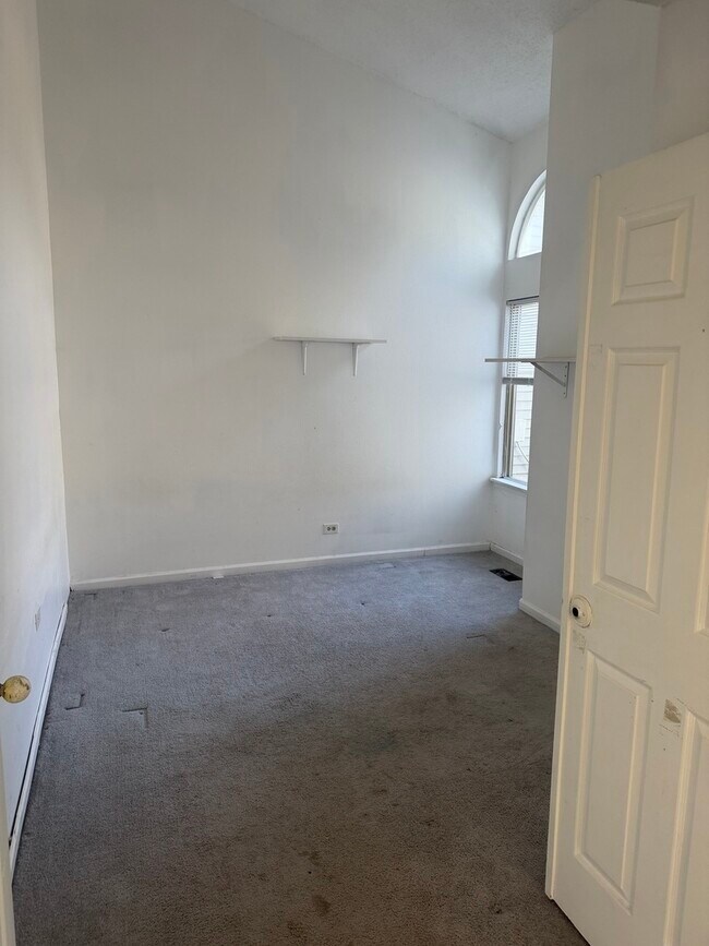 Foto del edificio - 1009 Pheasant Run Ln