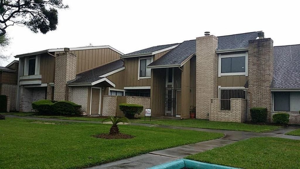 Primary Photo - 12041 Willow Trail