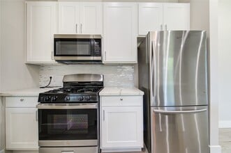 Building Photo - 4536 Sunflower St
