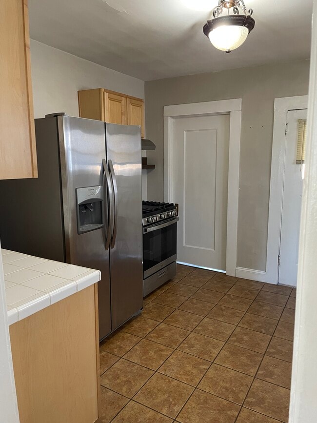 2121 Portola Way, Sacramento, CA 95818 House Rental in Sacramento, CA