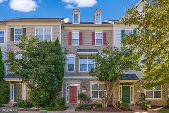 Building Photo - 743 Collington Ct