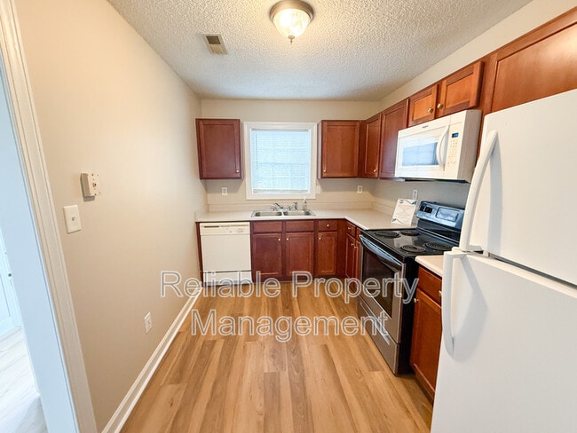 Building Photo - 104 Boykin Ave