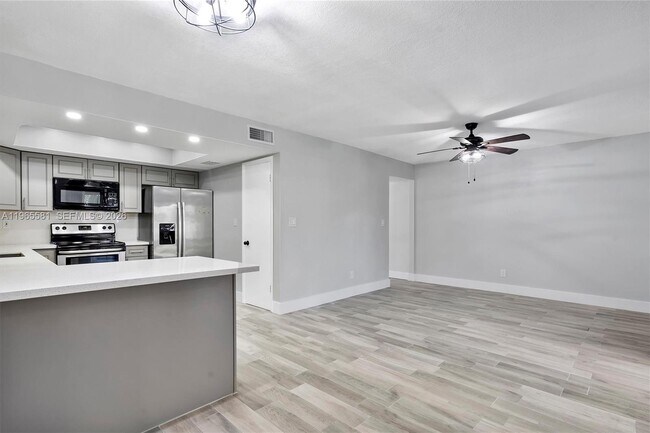 Foto del edificio - 48 Matador Ln