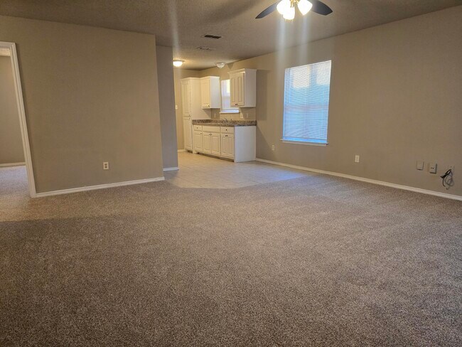 Foto del edificio - 813 Ute Ave