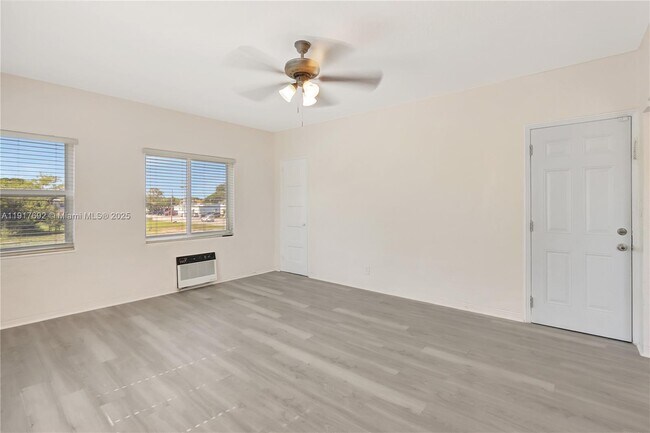 Foto del edificio - 711 SW 21st Ave