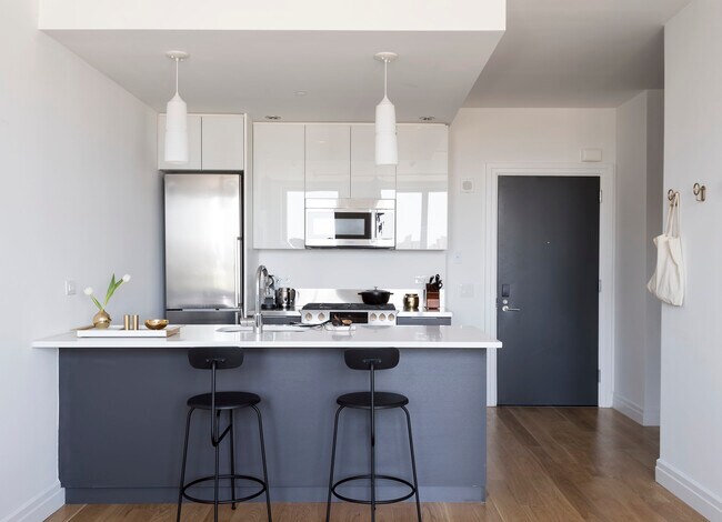 Foto del edificio - 300 Ashland Pl