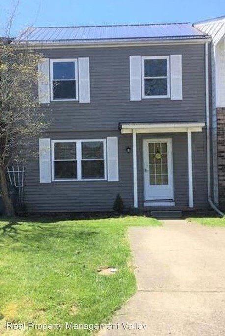 Primary Photo - 3 br, 1.5 bath House - 4 James Street
