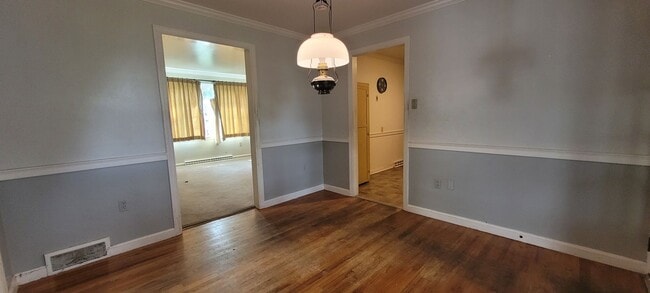 Building Photo - 4 bedroom 1.5 Bathroom home in Leola