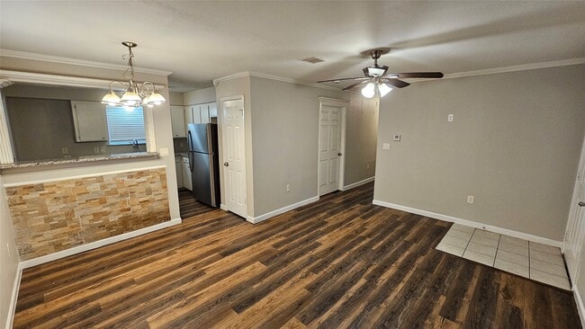 Building Photo - 11046 Spottswood Dr