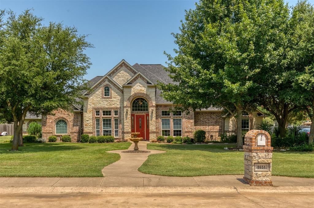 8651 Glen Eagles Dr, Red Oak, TX 75154 House for Rent in Red Oak, TX