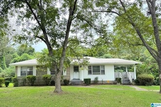 Building Photo - 1401 Heflin Ave W