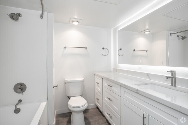 Studio, 1BA - 580SF - Bathroom - Park Stanton Place Senior Apartments