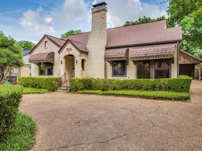 Building Photo - 706 Tenna Loma Ct