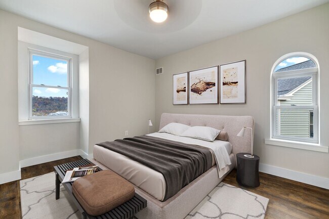 Building Photo - Gorgeous 3 BD/ 2.5 BA Located in Lawrenceville!